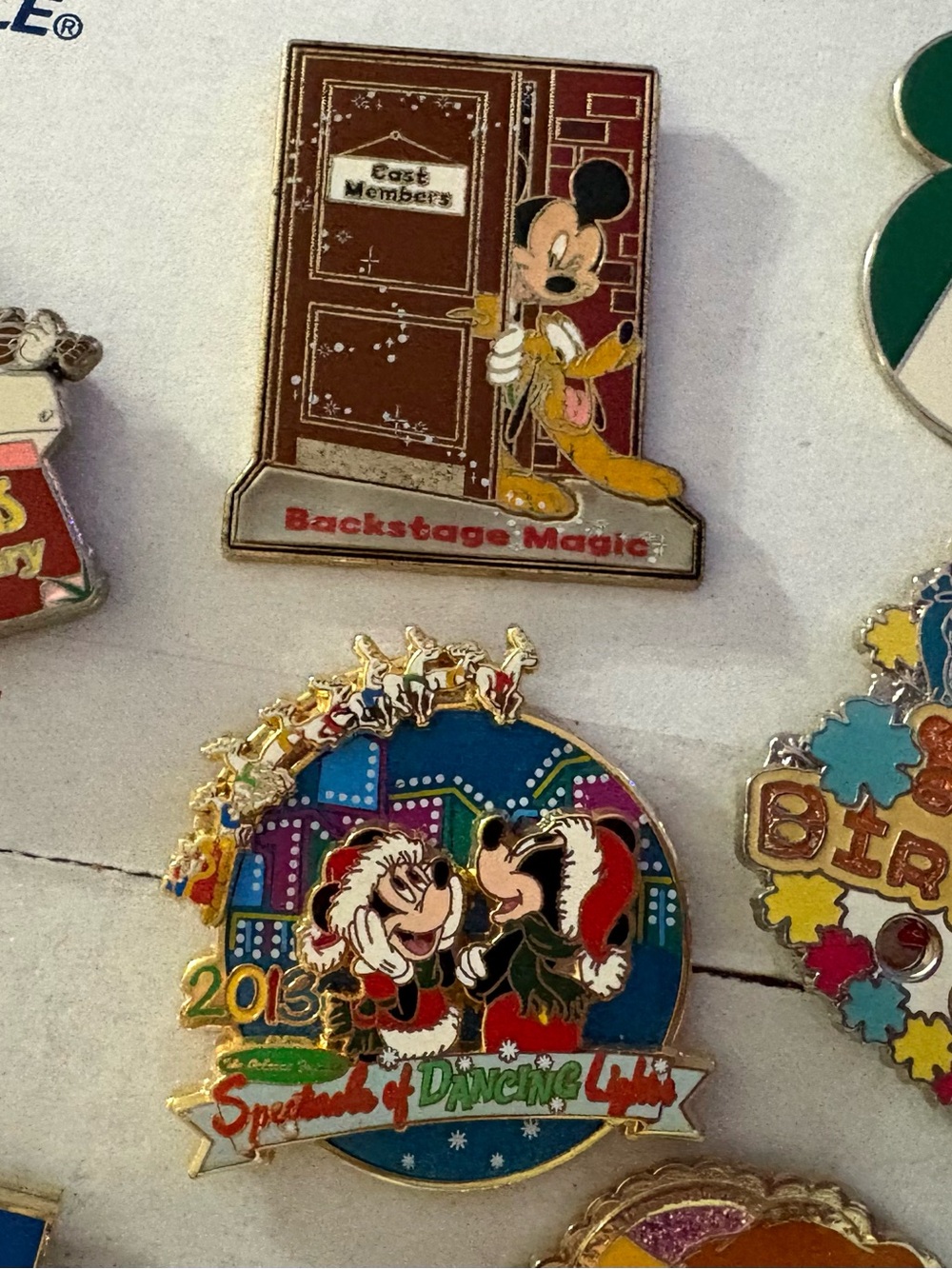 Disney collectible Enamel Pin Collection LELR CM stitch 3 little pigs more! - Picture 2 of 5